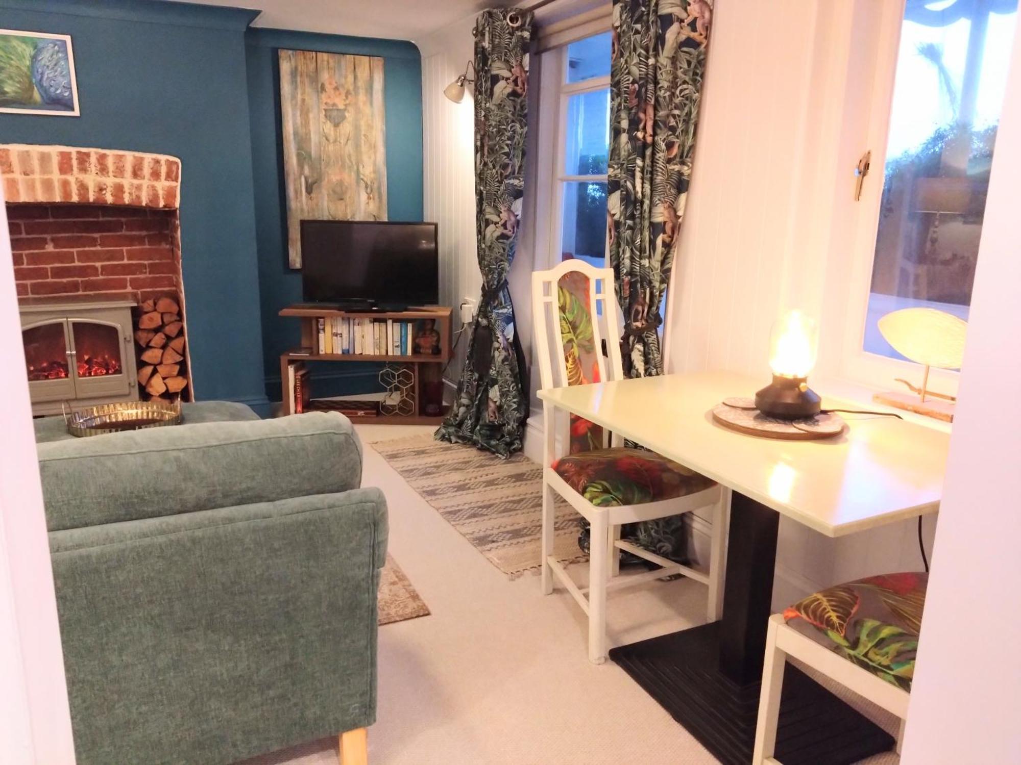Beachfront Studio Apartment Felixstowe Luaran gambar